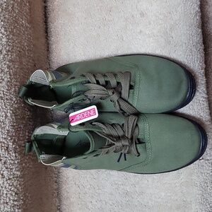 Ardene Green Lace-up Shoes With Camo Side Detail, Size 9, New With Tags